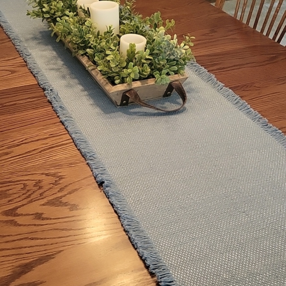 The Company Store NWOT Textured Table Runner